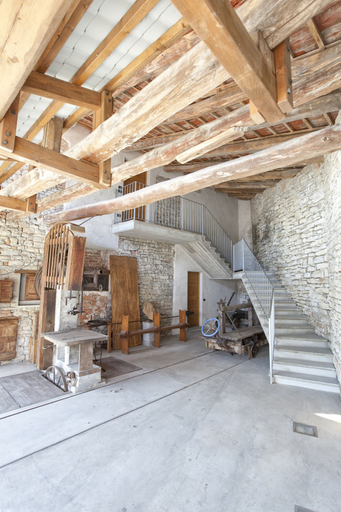 Others 5, Ca D' Becon, Asti