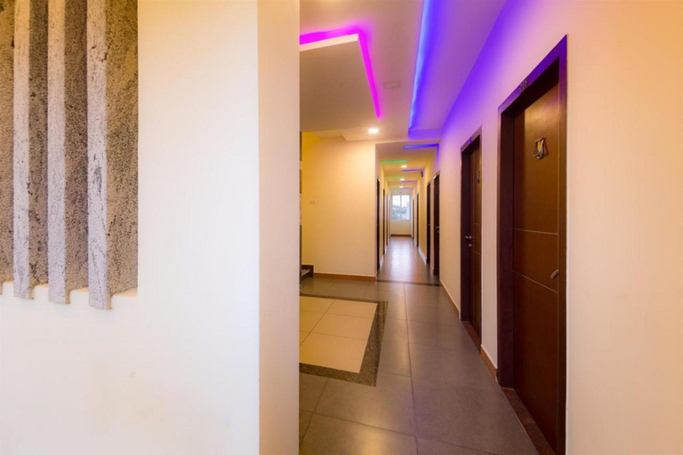 Others 5, Signature Inn, Puducherry