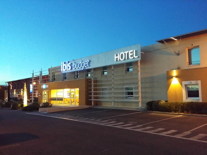 Exterior & Views 2, ibis budget Saint Maximin la Sainte Baume, Var