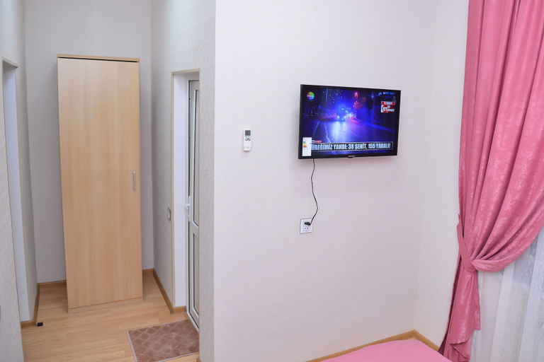 Bedroom 2, Planet Inn Hotel Baku, Baku