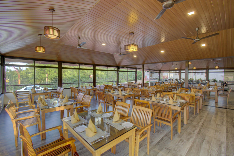 Food & Drinks 4, Woodstock Resorts, Kodagu
