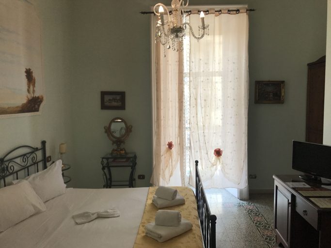 Bedroom 4, B&B Art Suite Principe Umberto, Napoli