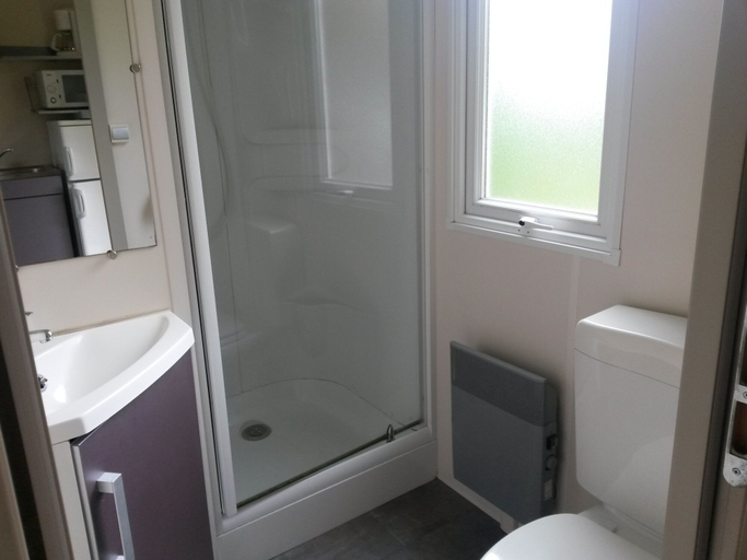 Bathroom, Camping De La Bageasse, Haute-Loire