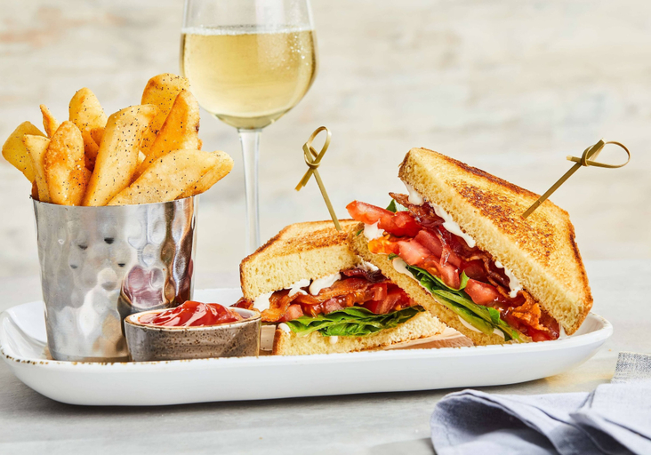 Food & Drinks 5, Courtyard by Marriott Baltimore Hunt Valley, Baltimore