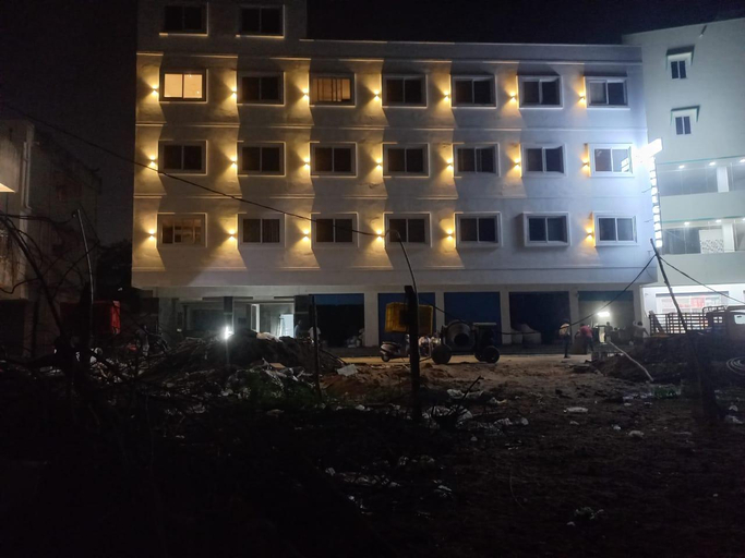 Others 5, Hotel Sri Pranams Royal Grand, West Godavari