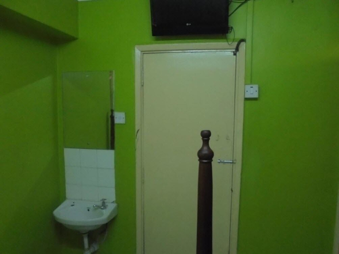 Bathroom 5, New Swanga Lodge, Starehe