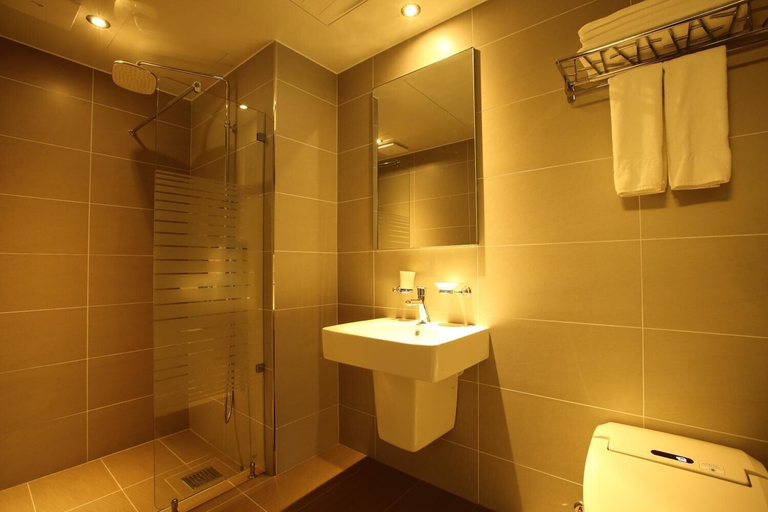 Bathroom 3, Suave Hotel, Seogwipo