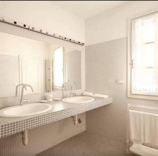 Bedroom 3, I Fiori di Miranda, Genova