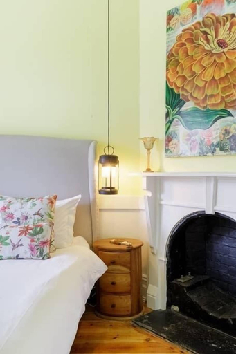 Bedroom 2, The Eaglehawk Country House Hotel Maldon, Mount Alexander Bal