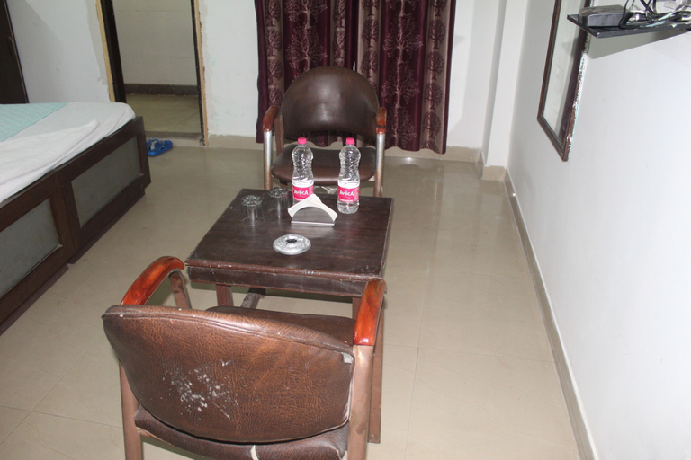Others 5, Hotel Shree Continental, Delhi