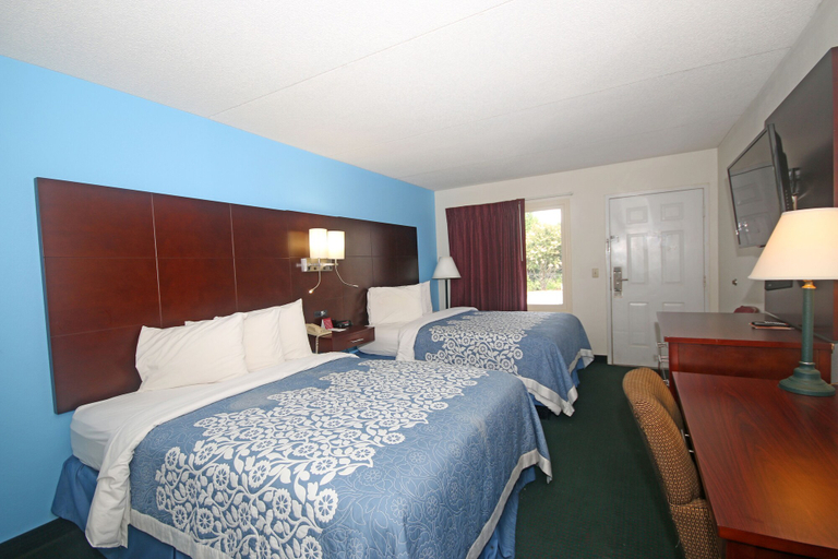 Bedroom 3, Hamilton Inn Jonesville NC, Yadkin