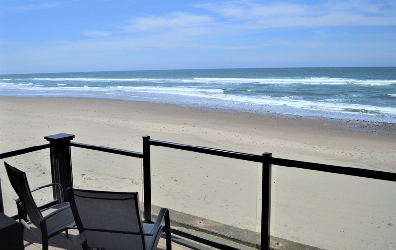 Others 5, Beachfront Manor Hotel, Lincoln