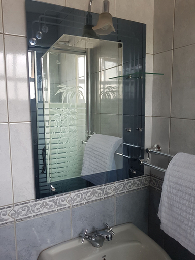 Bathroom 3, MJ Homestay by Balozi Nairobi, Roysambu