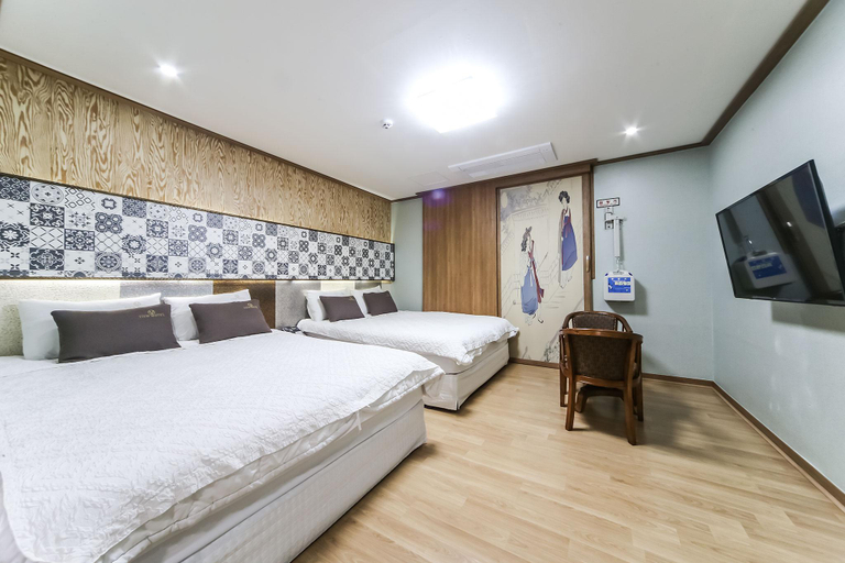 Bedroom 2, Tongyeong View, Tongyeong