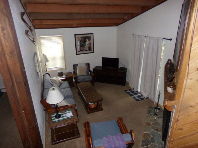 Bedroom 3, Thkt, Summit