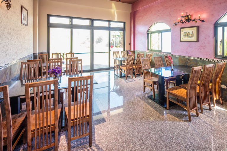 Food & Drinks 4, Zum Adler Castle B&B, Yilan