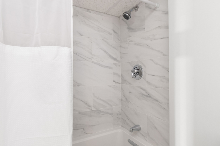 Bathroom 3, The Beverly, Essex
