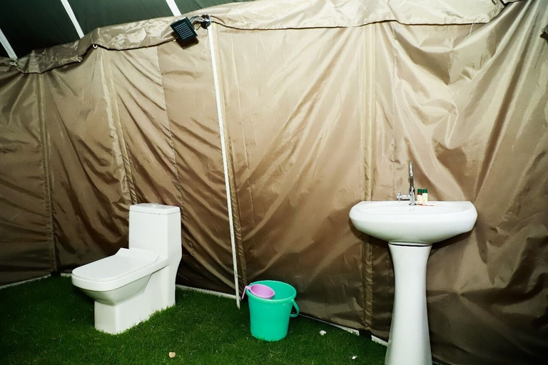 Bathroom 4, Kumbha Kamps, Kaushambi