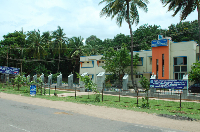 Exterior & Views 2, KSTDC Hotel Mayura Vijayanagara, Bellary