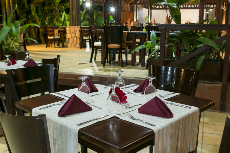Food & Drinks 4, Hotel Mountain Paradise, San Carlos