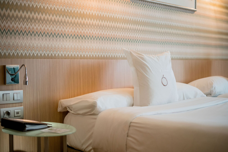 Bedroom 2, Hotel Ópera, Madrid