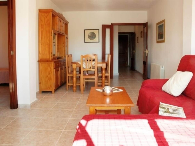 Bedroom 2, Apartamentos Almazor-6, Tarragona
