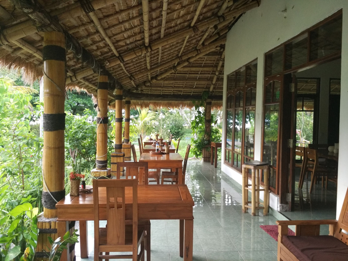 Food & Drinks 5, Budi Sun Resort, Sikka