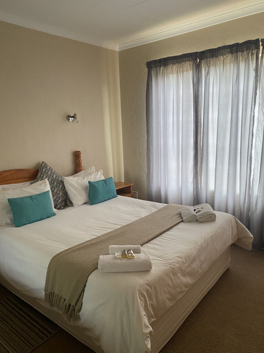 Bedroom 3, Leribisi Lodge, City of Tshwane