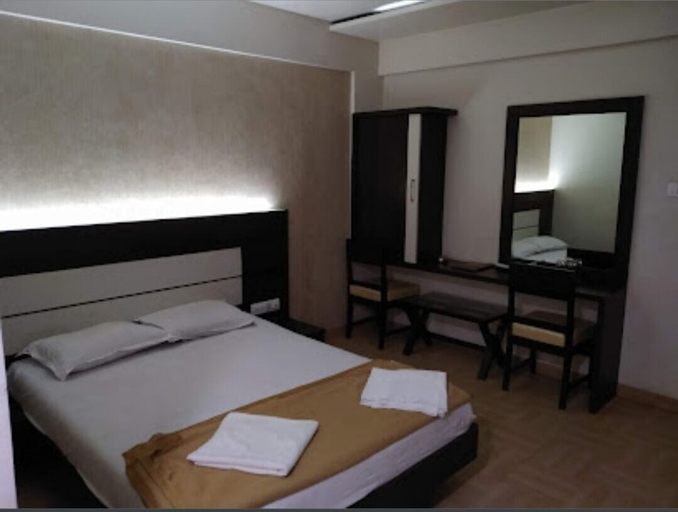 Bedroom 5, Hotel Vijay Sagar, Thane