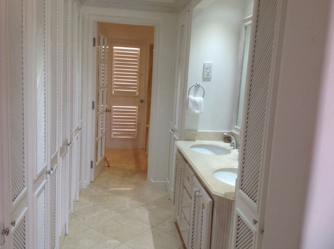 Bathroom 4, Holiday Home at 163 Port St Charles
