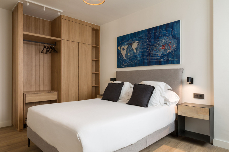 Bedroom 2, Puerta Catedral Suites, Sevilla