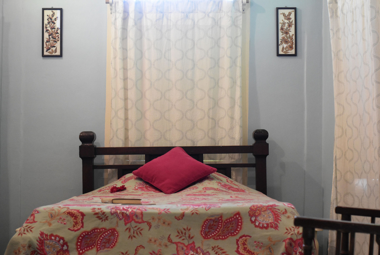 Bedroom 3, French Haveli, Ahmadabad