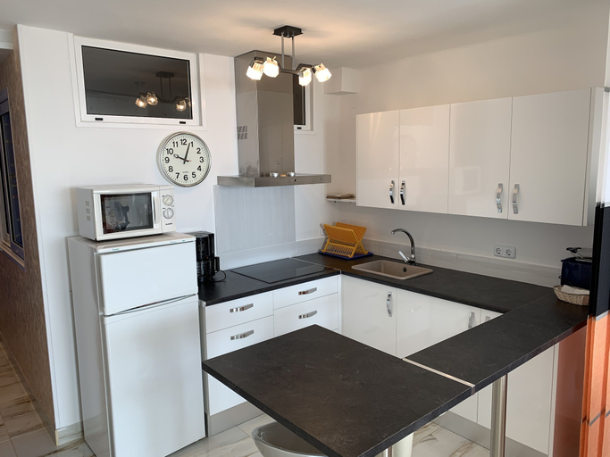 Others 5, Apartamento Inmobahia - BI - 73, Girona