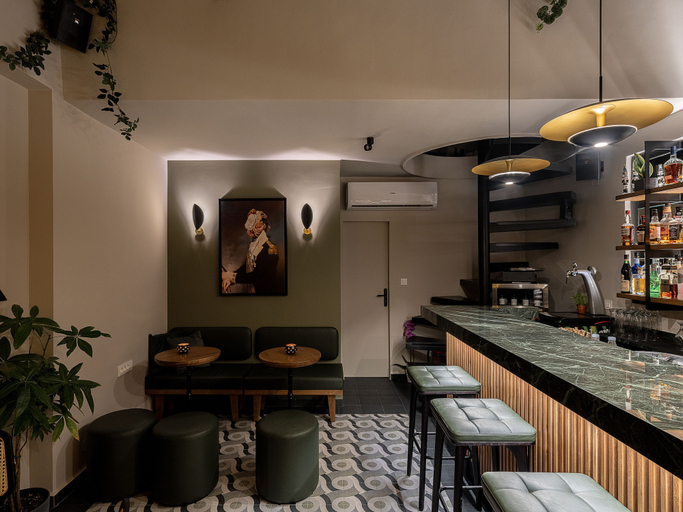Food & Drinks 5, Riviera Suites, Crete