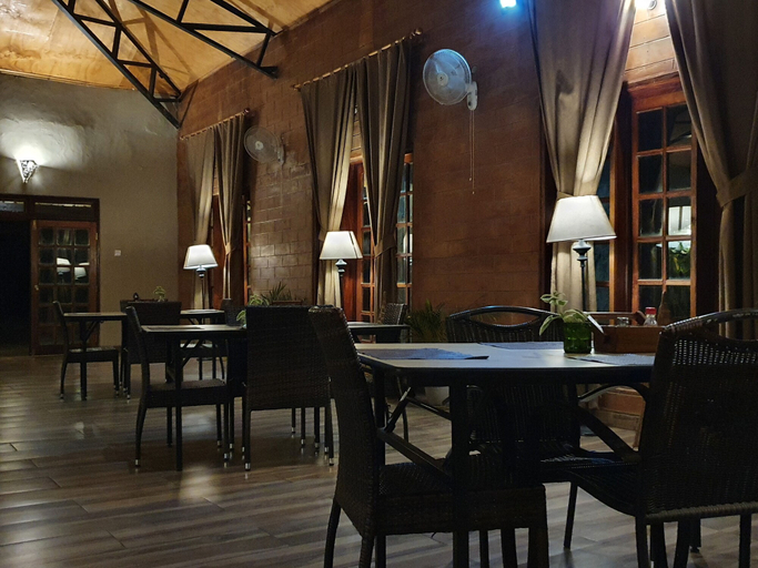 Food & Drinks 3, Zaburi Beach by Serendib, TA Mponda