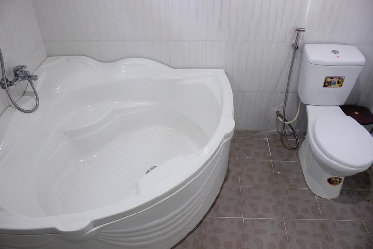 Bathroom 4, Muine Sunlight Villa, Phan Thiết