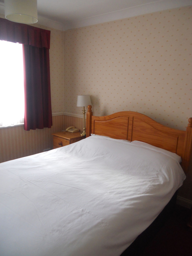 Bedroom 3, Sure Hotel by Best Western Reading, Wokingham