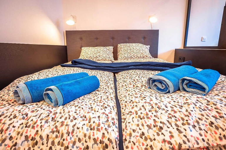Bedroom 3, Black 49, Zagreb