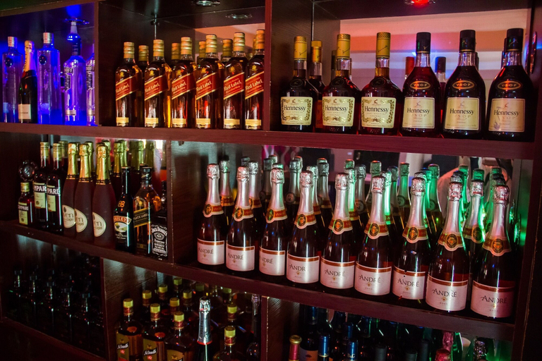 Food & Drinks 5, Beni Hotels, LagosIsland