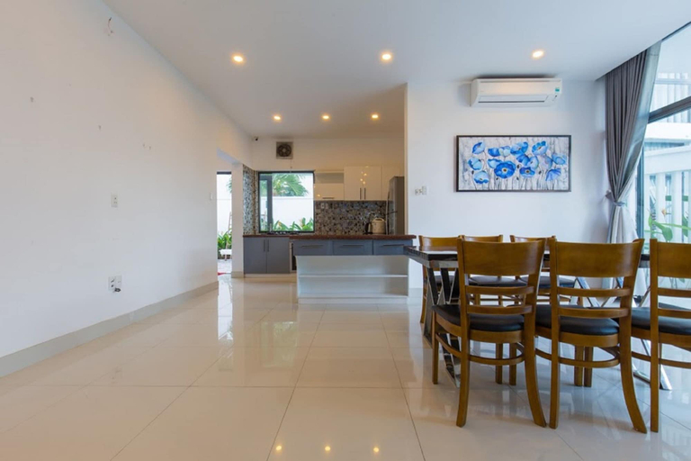 Food & Drinks, Villa Royal 3, Vũng Tàu