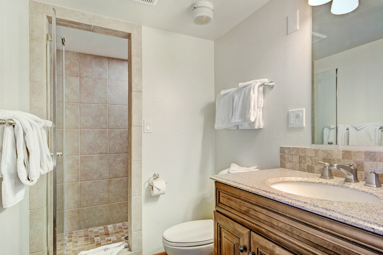 Bathroom 3, Sawmill Creek Condominiums by Great Western Lodging, Summit
