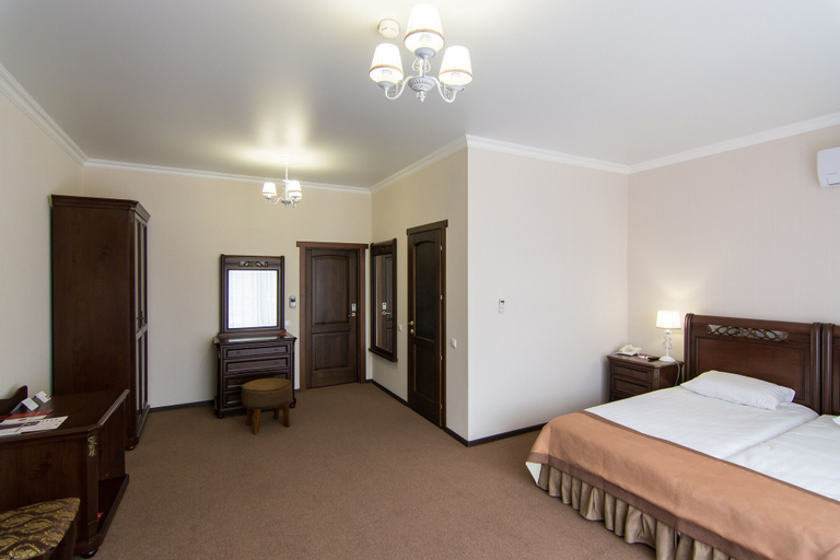 Bedroom 3, Azimut Hotel Nalchik, Chegemskiy rayon