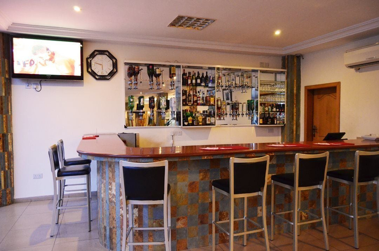 Food & Drinks 5, Mensvic Grand Hotel, Accra