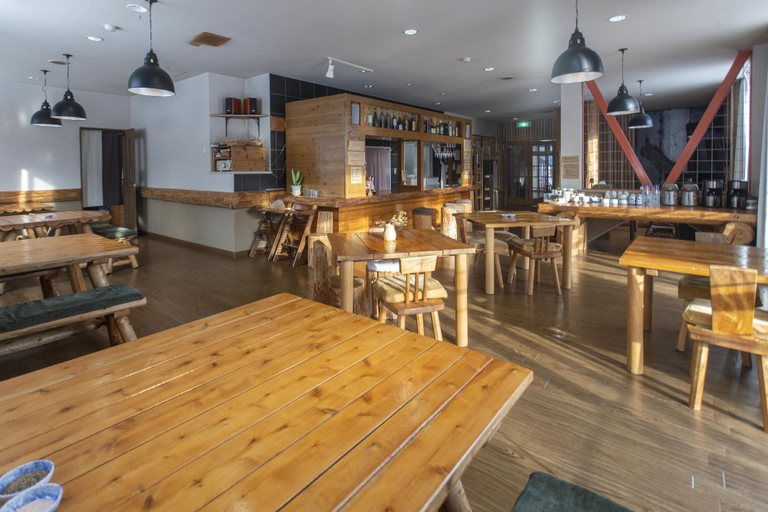 Food & Drinks 4, Canopy Cortina Lodge, Otari
