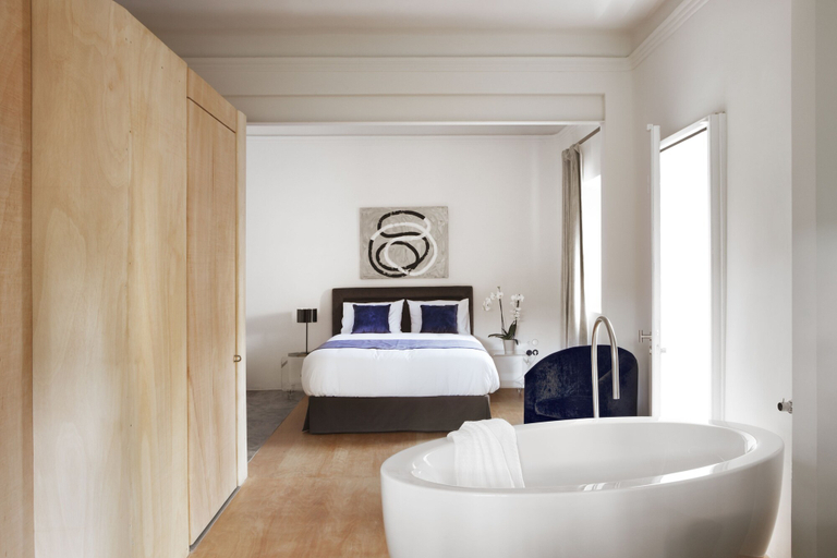 Bedroom 3, Box art hotel, Madrid