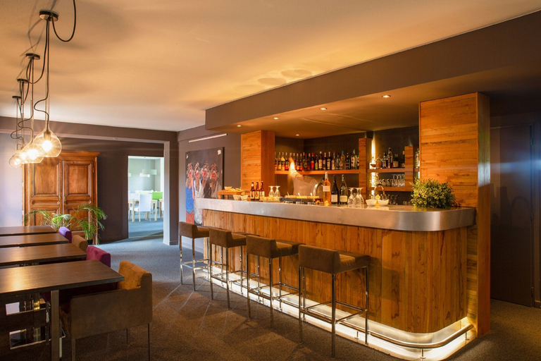 Food & Drinks 5, The Originals Boutique, Hôtel Marytel, Montbrison, Loire