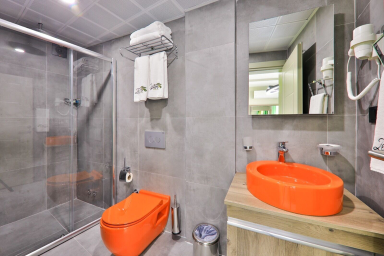 Bathroom 5, Zeytin Hotel, Kaş