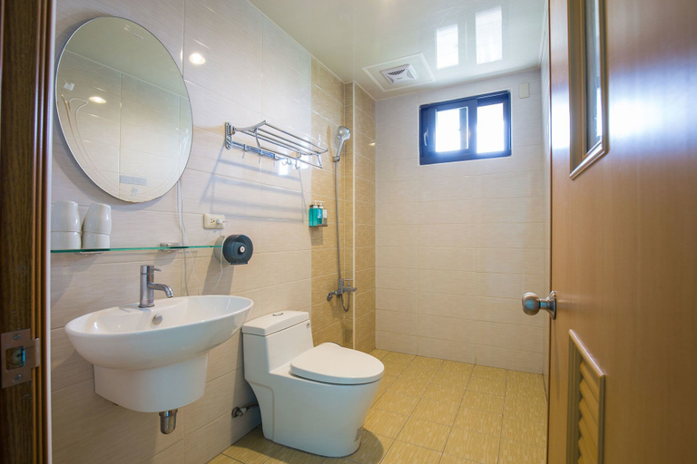 Bathroom 3, Muses' Fantasy B&B, Taitung