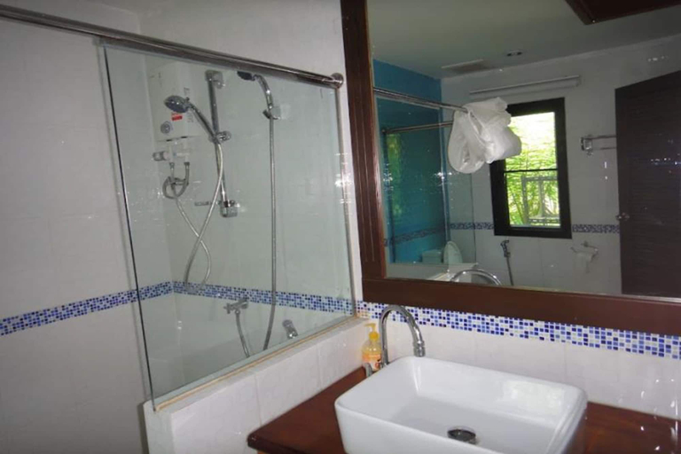 Bathroom 4, Raisailuang Resort, Muang Ubon Ratchatani
