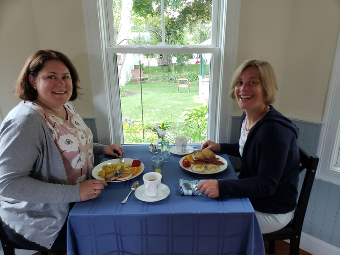 Food & Drinks 5, The Elmere House Bed & Breakfast, York